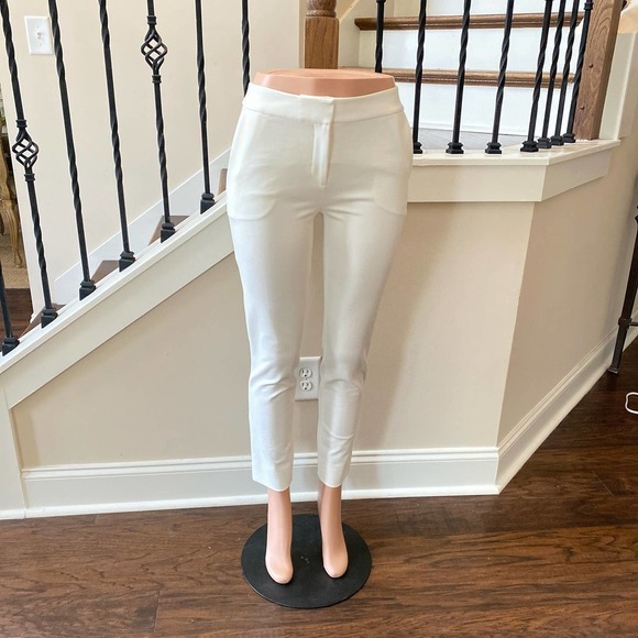 NWT Diane Von Furstenberg Genesis Flat-Front Cropped Pants, DD0488 - Picture 2 of 13